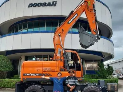 ผลงานนญาแบคโฮ